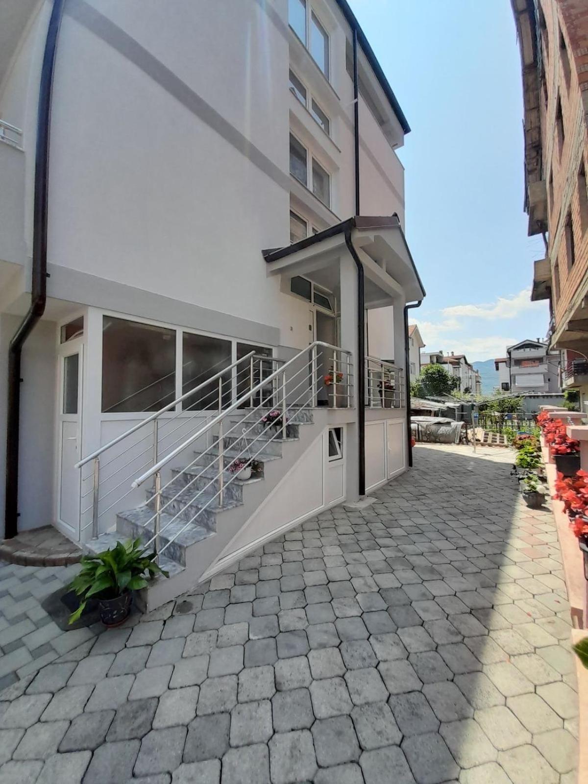 Vila Bolonja Struga Eksteriør billede